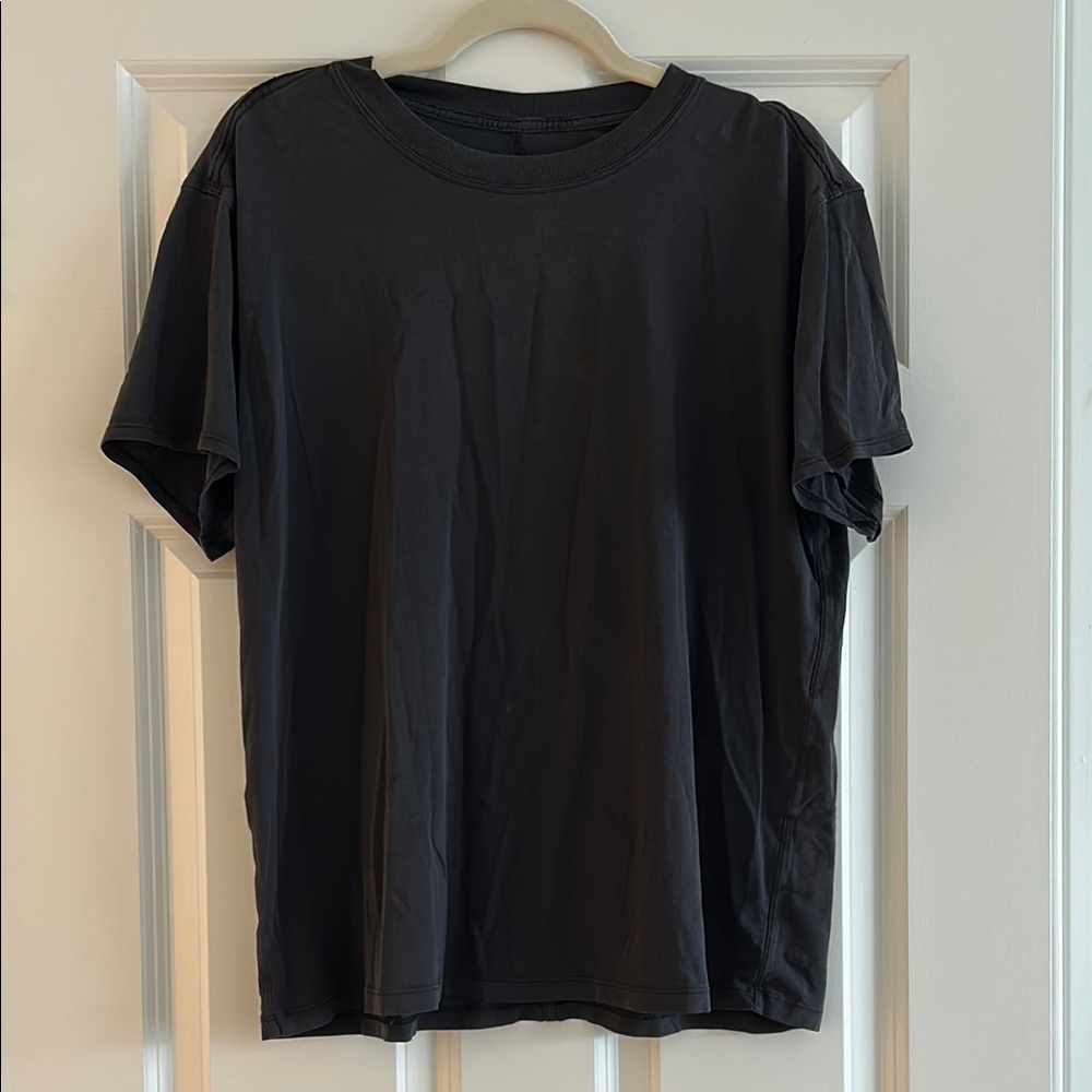 Lululemon Tee